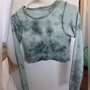 Lululemon Long Sleeve Size 6